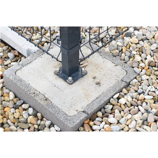 Objímka rohová na stĺpik ZnPVC 60x40mm antracit - detail 2 - detail 2